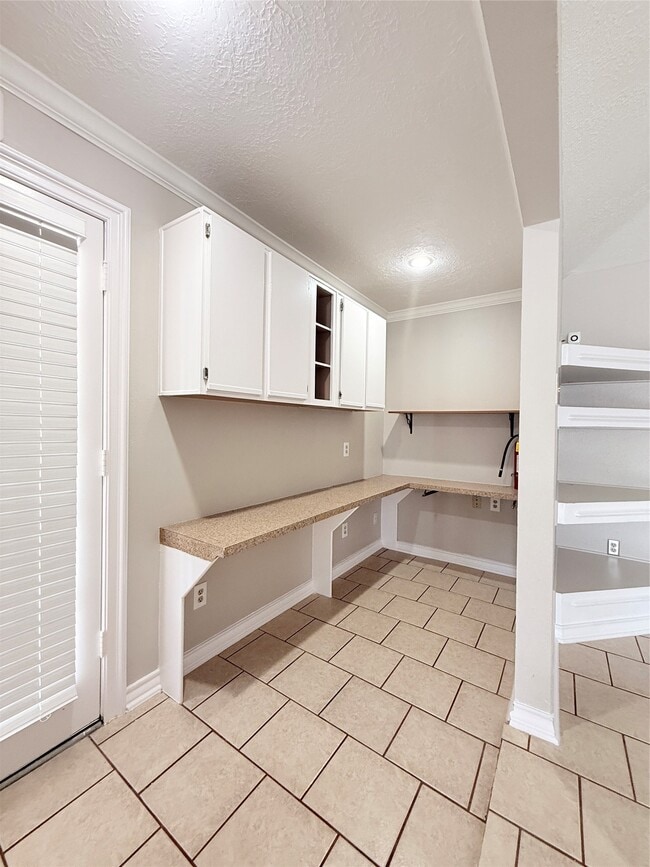 Building Photo - 16103 Camino Del Sol Dr