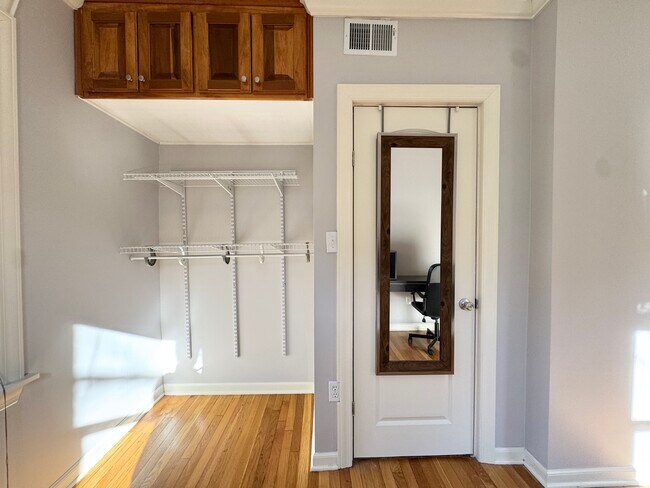 Building Photo - 4436 Mill Creek Pkwy