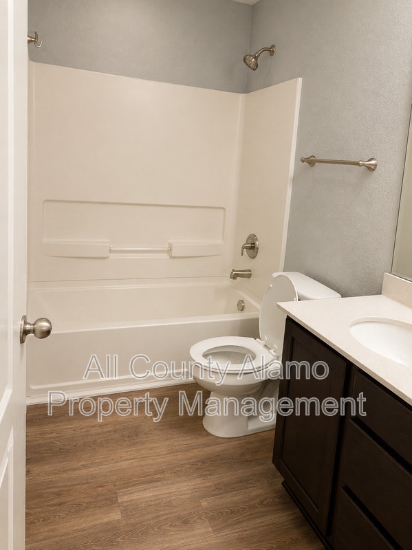 Building Photo - 5071 Mustang View