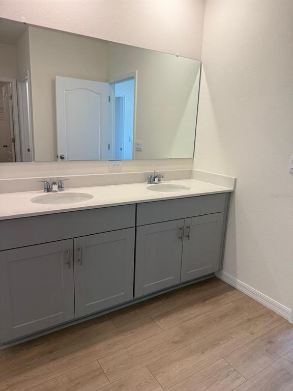 Building Photo - 299 Conway Ave