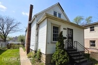 Building Photo - 9248 S Lowe Ave