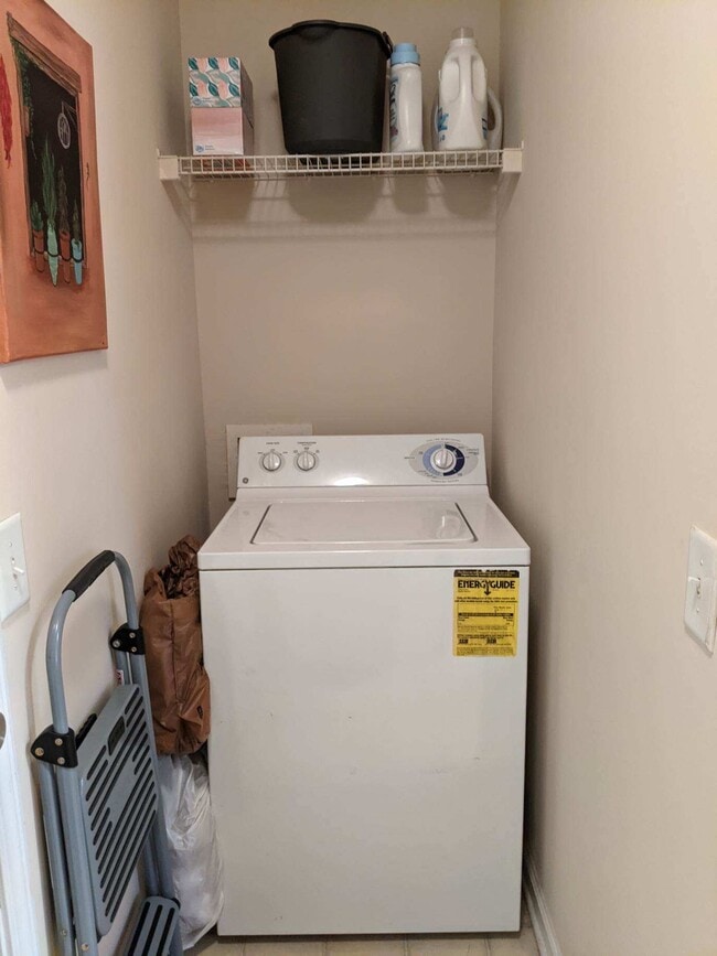 Building Photo - 209 Bridgewater Cir