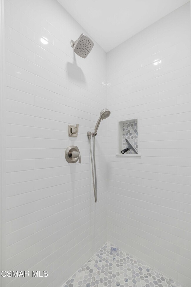 Building Photo - 5113 Whitecap St