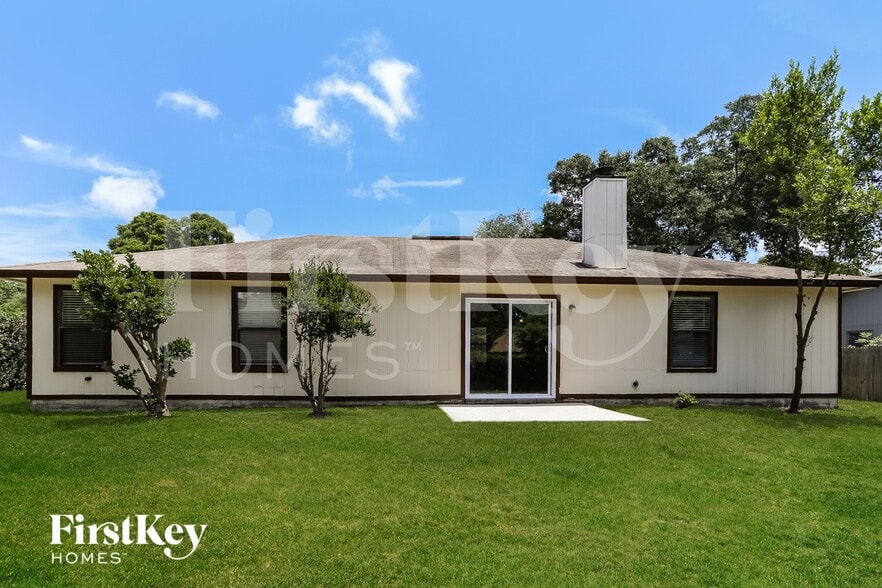 Building Photo - 1666 Ponderosa Pine Dr E