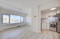 Building Photo - 555 E William St