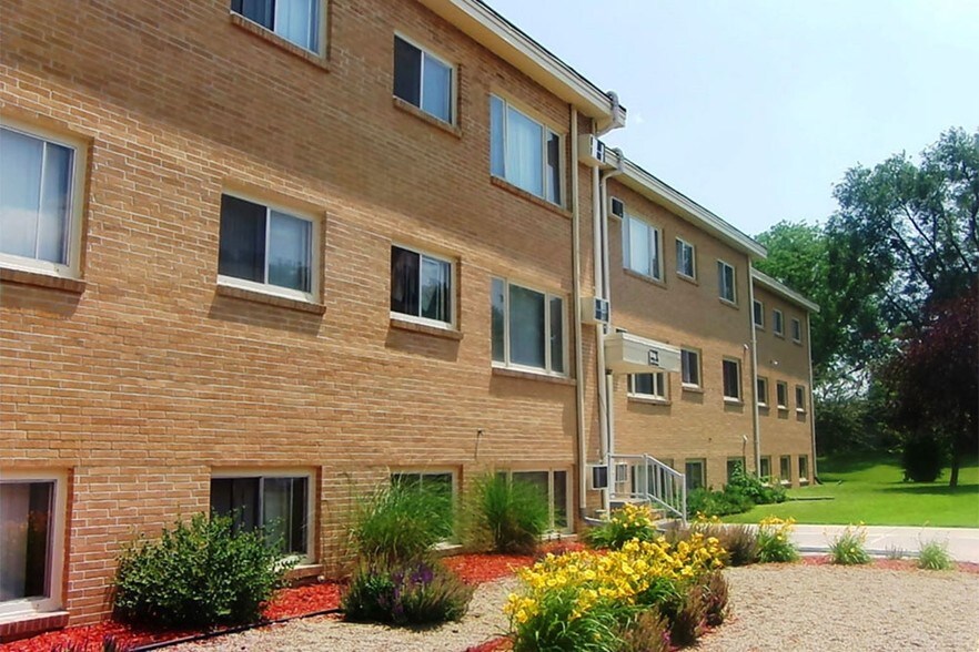 Interstate Apartments 1610 C St South Sioux City NE 68776 Apartment