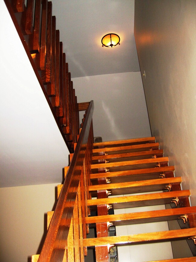 Stairs to the loft/master bedroom - 849 Lasalle St