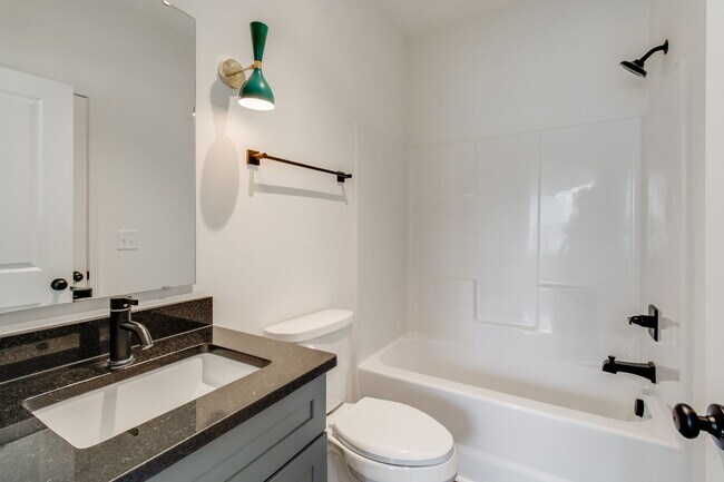 Building Photo - 1410 Barnwell St