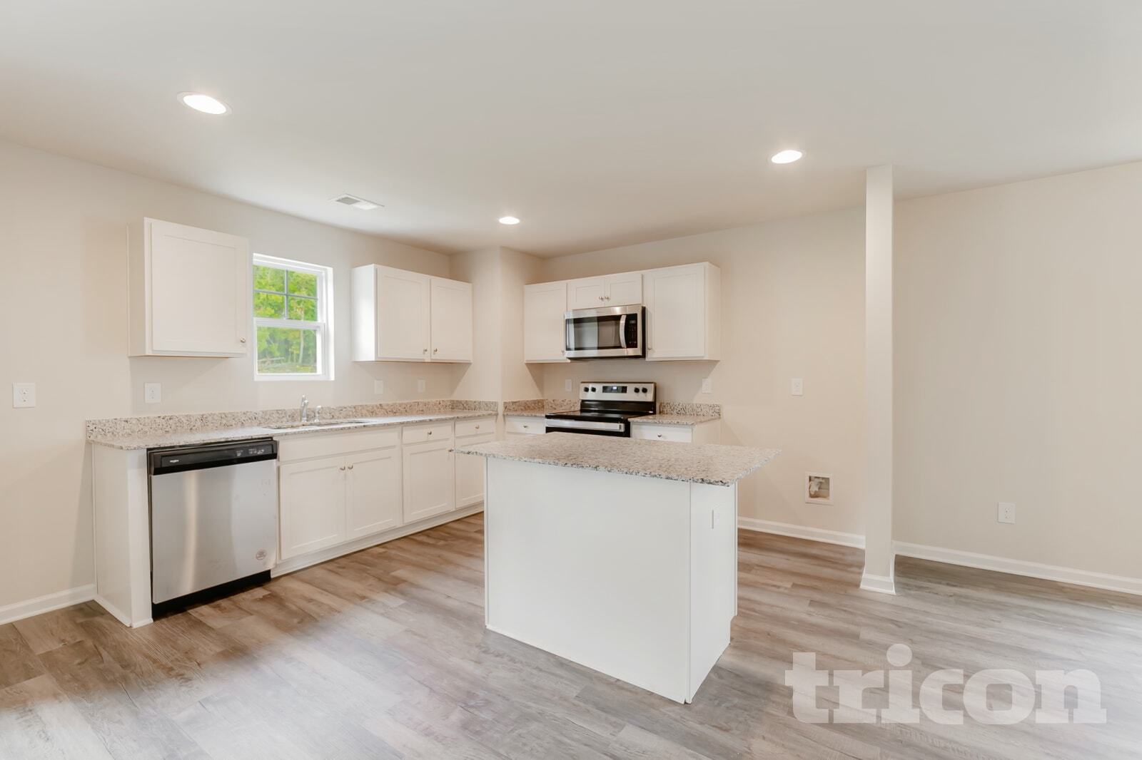 Building Photo - 10 Iron Horse Ct