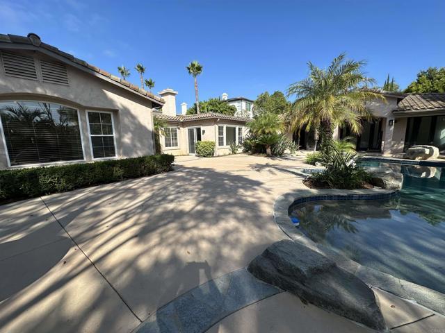 Building Photo - 845 Stratford Dr