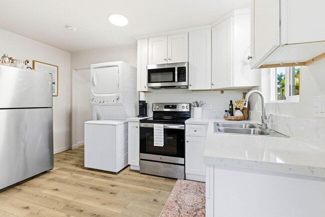 Building Photo - 1135 Florida St