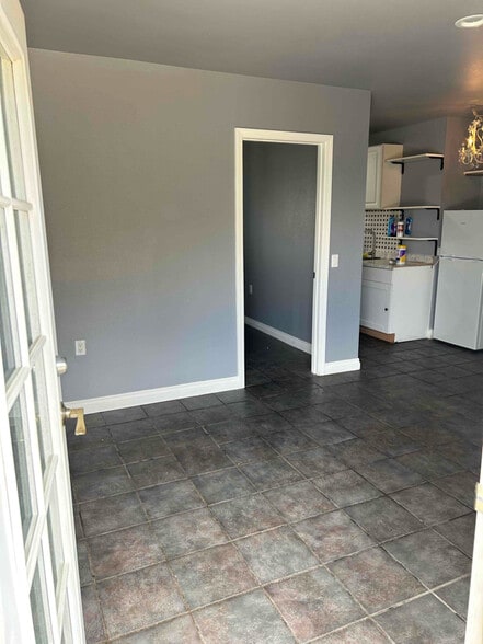 Building Photo - 38220 Trifone Rd