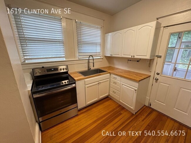 Building Photo - 1619 Clinton Ave SE