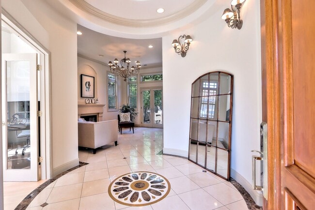 Building Photo - Saratoga 5 Bedrooms with Free Electricity from Solar System