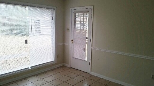 Building Photo - 2864 Randy Cove