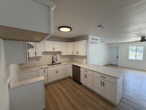 Building Photo - 1717 S Washington Ave