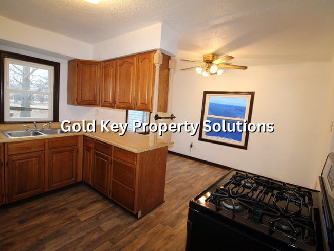 Building Photo - 1212-1212 1/2 LAYTON RD.