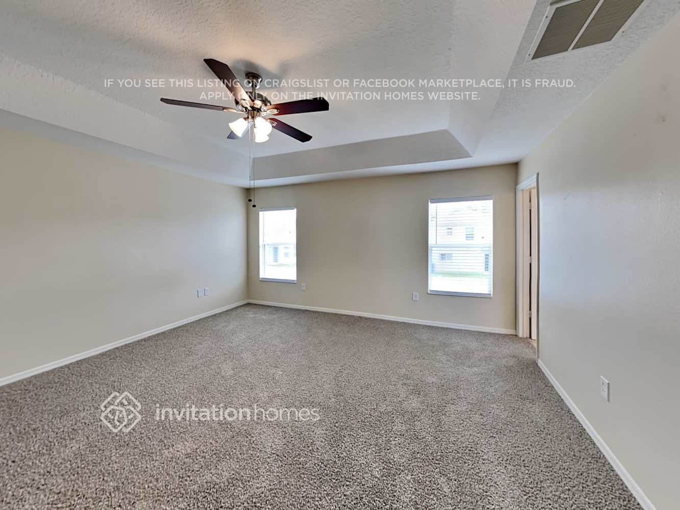 Building Photo - 9640 Simeon Dr