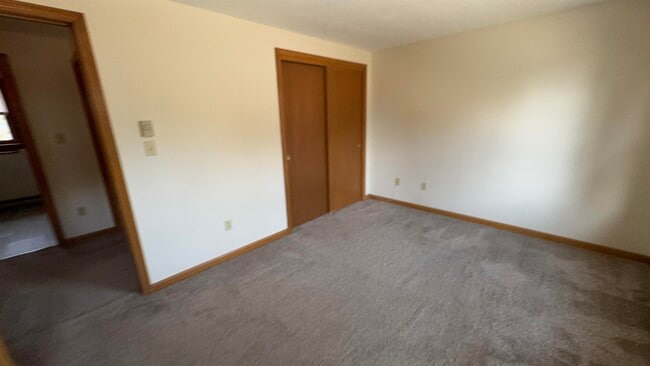 Building Photo - 44 Garfield St