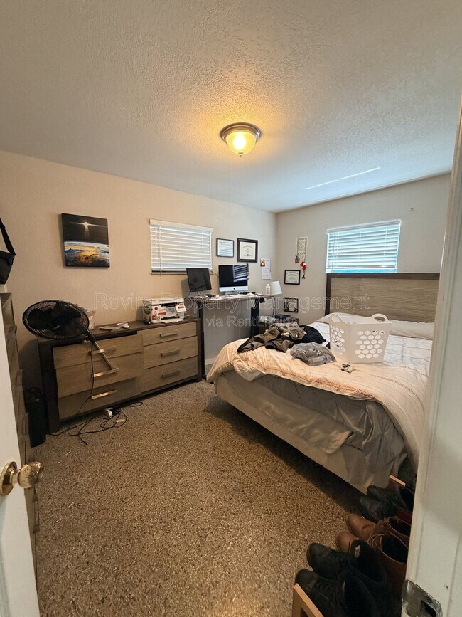 Building Photo - 5601 Bryson Dr