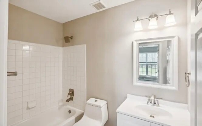 Building Photo - 12828 Dunkirk Dr