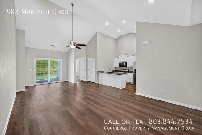 Building Photo - 983 Manitou Cir