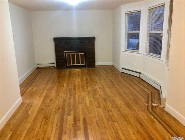 Building Photo - 1 Allen St