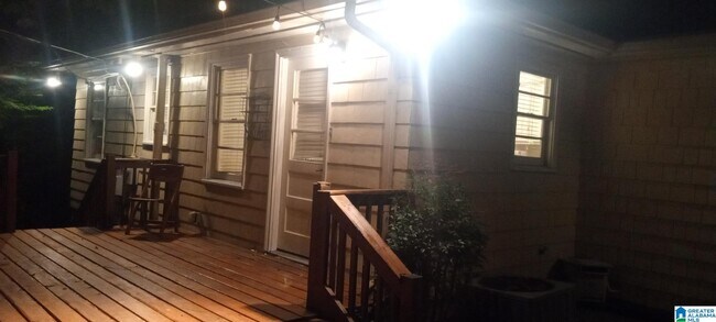 Building Photo - 5705 6th Ct S