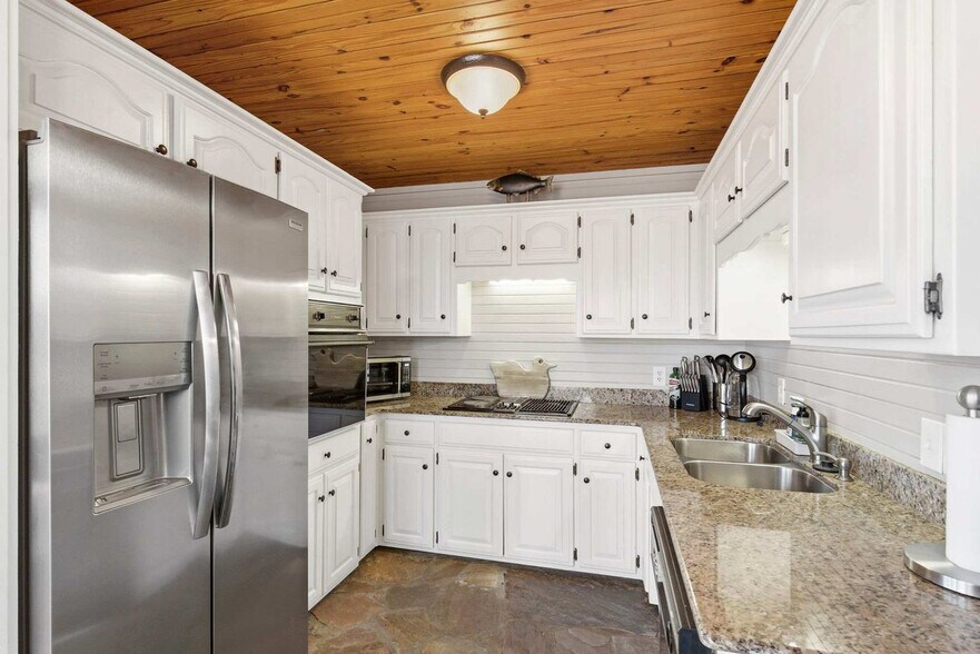 Building Photo - 13347 Sims Estate Dr