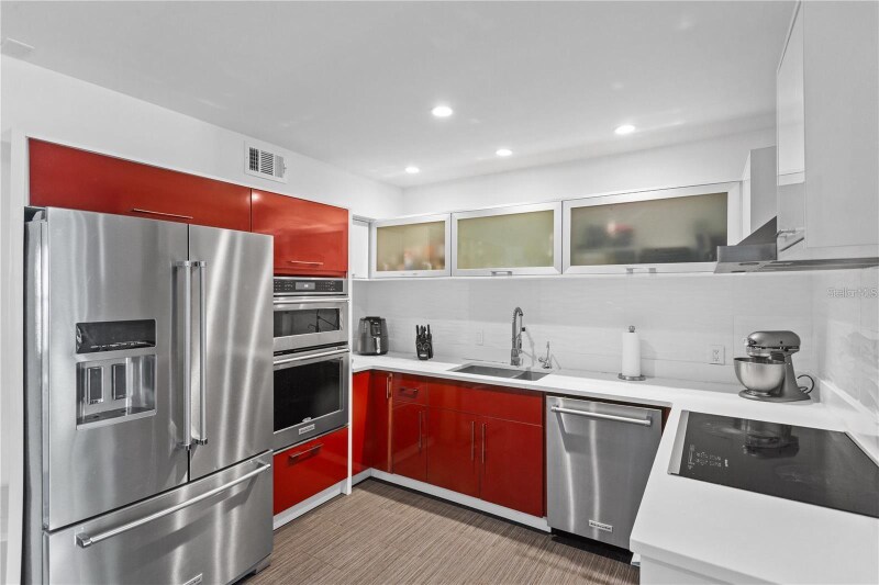 Building Photo - 11734 Lake Willis Dr