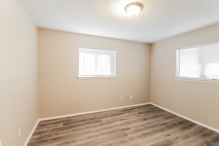 Building Photo - 3611 Tufts Ct