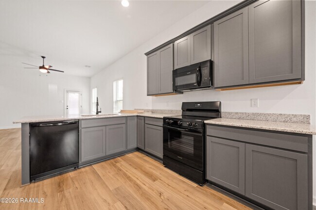 Building Photo - 218 Peppercorn Wy