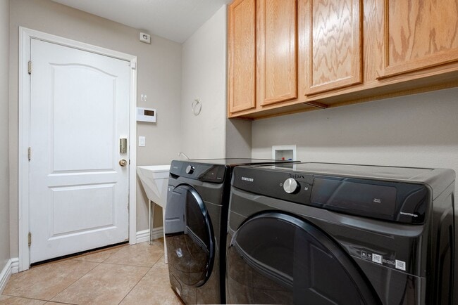 Building Photo - 8516 Dakota Trace Ct