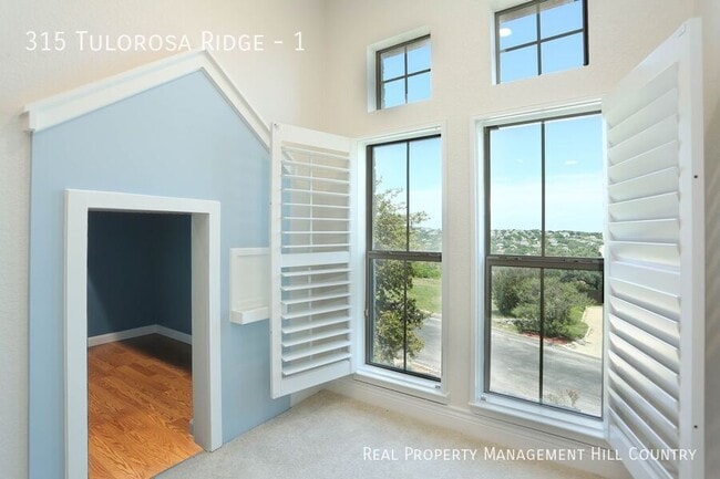 Building Photo - 315 Tulorosa Ridge