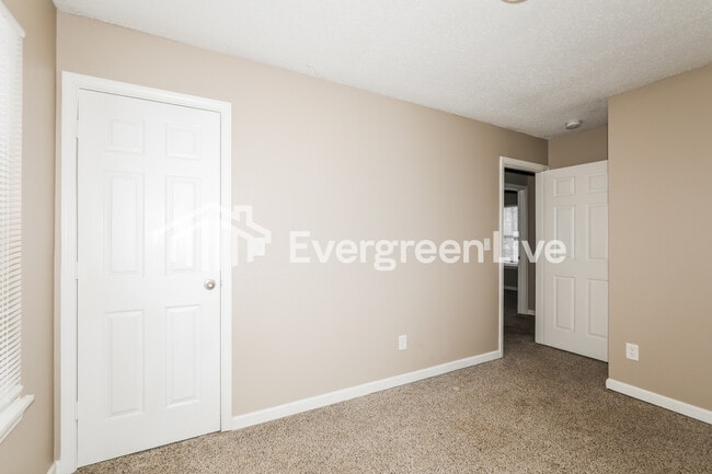 Building Photo - 11359 Shady Hollow Ln