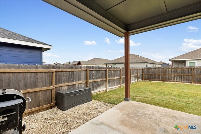 Building Photo - 1606 Flatland Trl