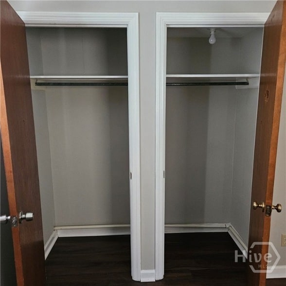 Building Photo - 4407 Caroline Dr