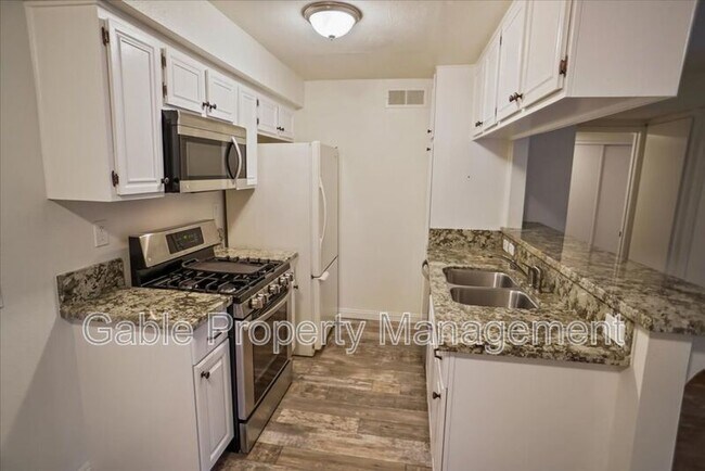 Building Photo - 24526 W Nicklaus Dr