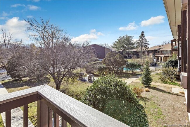 Building Photo - 154 Cold Spring Rd