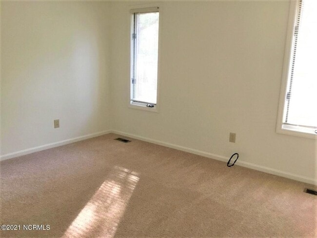 Building Photo - 1410 Monticello Dr