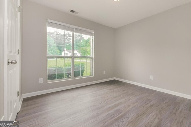 Building Photo - 1576 Norman Crossing