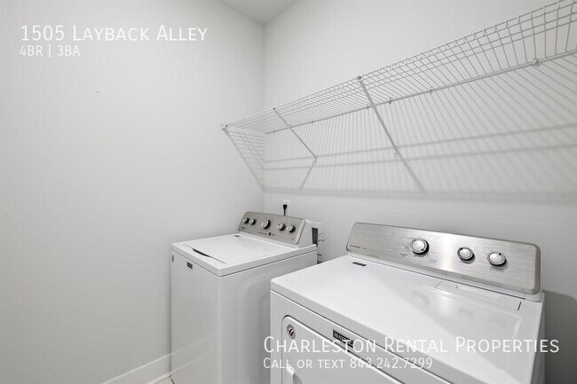 Building Photo - 1505 Layback Aly