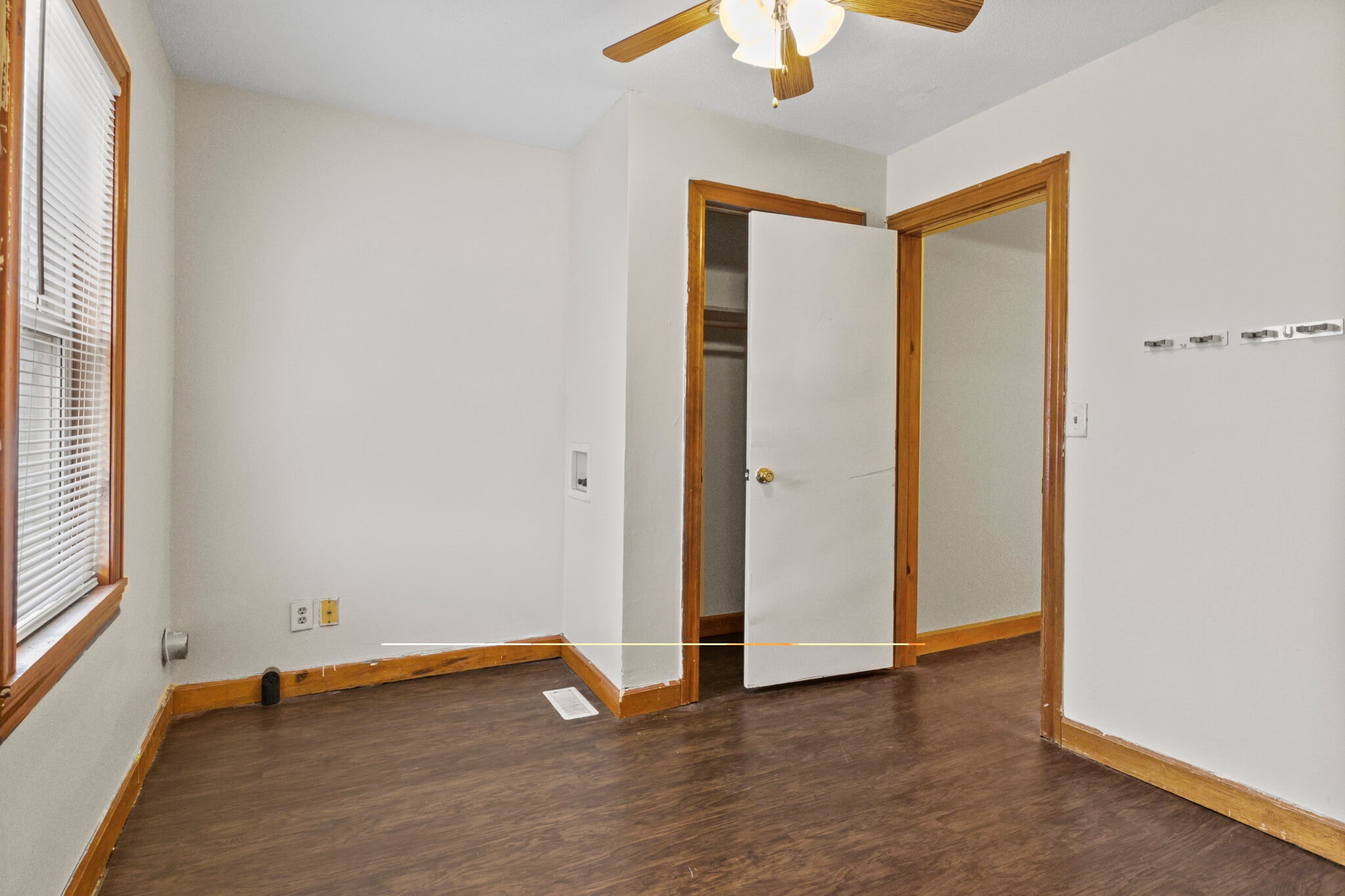 Building Photo - 2219 S Elm St