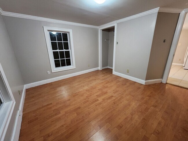 Building Photo - 17 Charles St