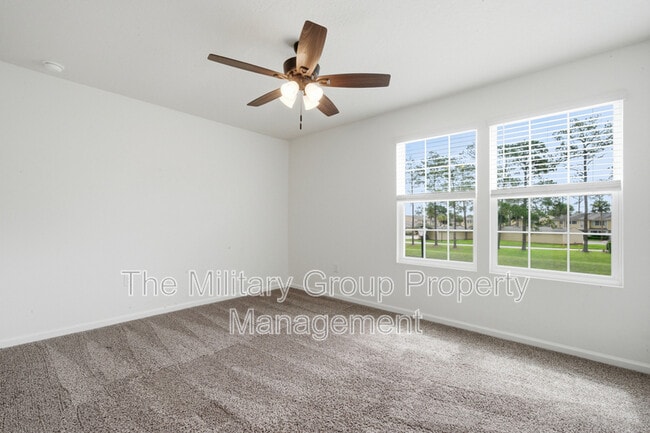 Building Photo - 7814 Meadow Walk Ln