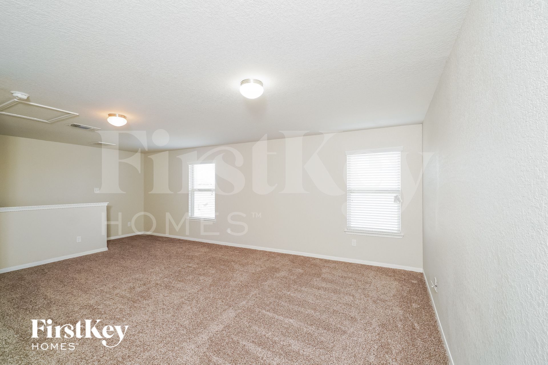 Building Photo - 3014 Night Flight