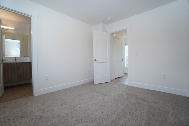 Building Photo - 4629 N Iota Ln