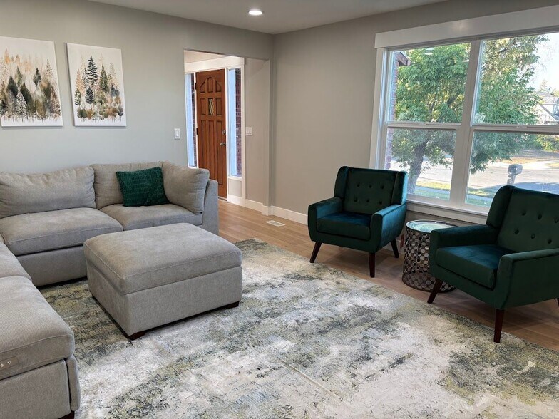 Building Photo - 9185 S Quail Hollow Dr