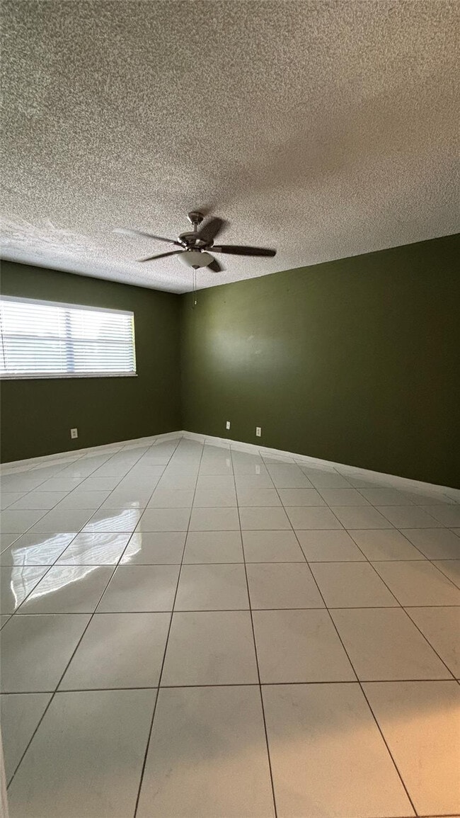 Building Photo - 6300 S Falls Cir Dr