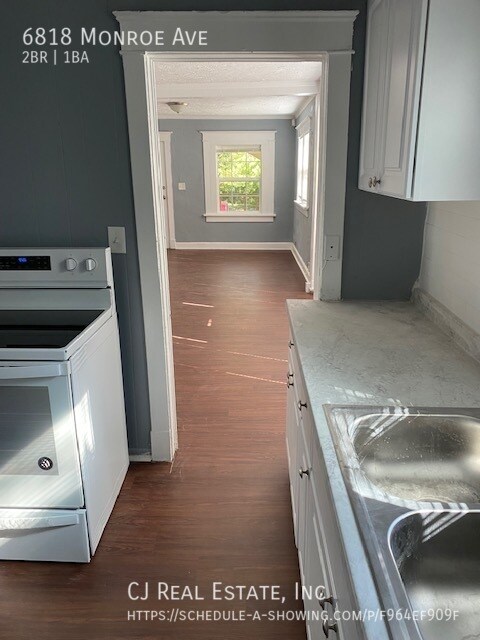 Building Photo - 6818 Monroe Ave